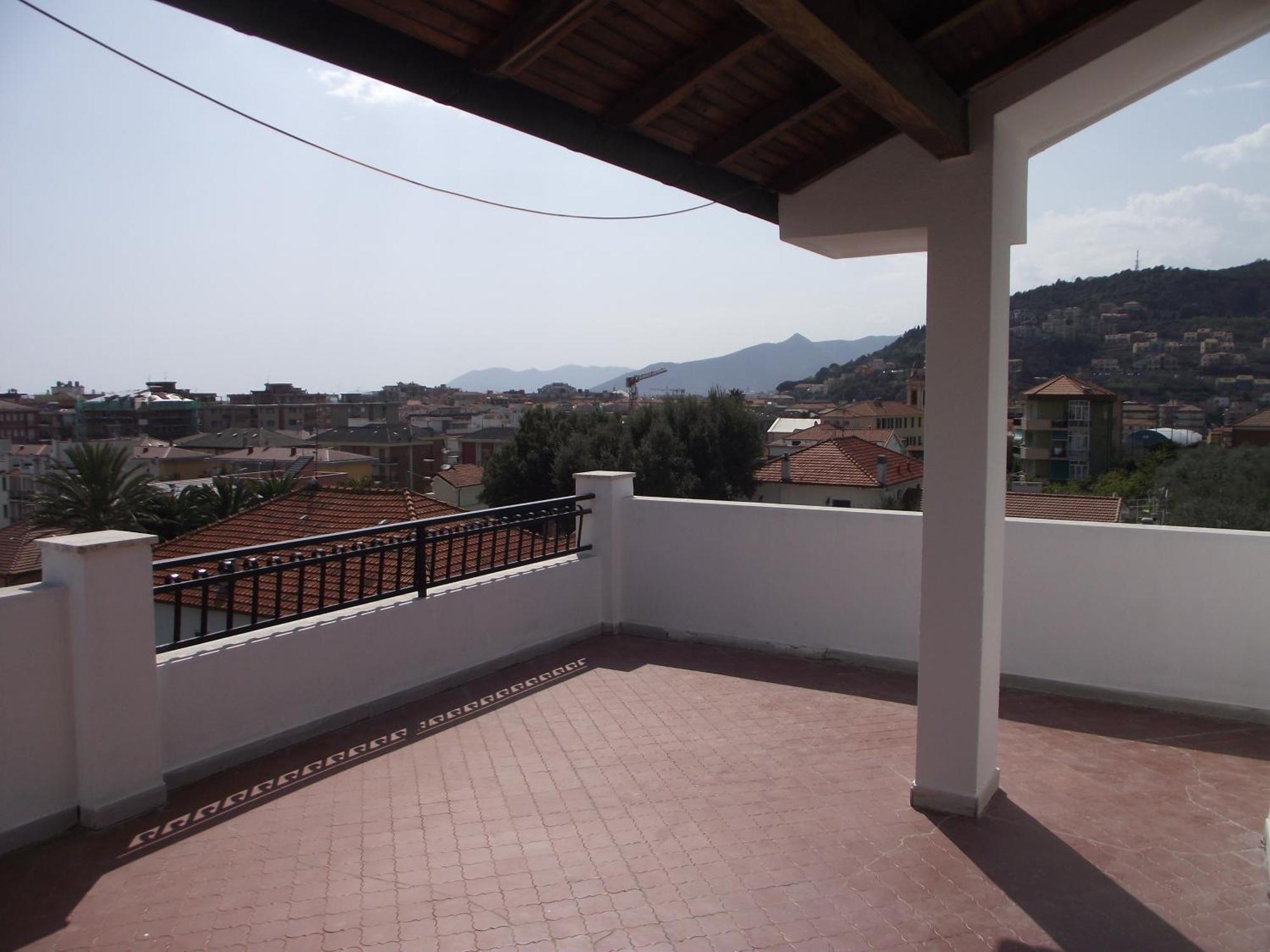 Riviera Apartments Pietra Ligure Eksteriør billede